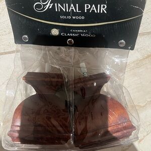 Cambria Classic Wood Finial Pair